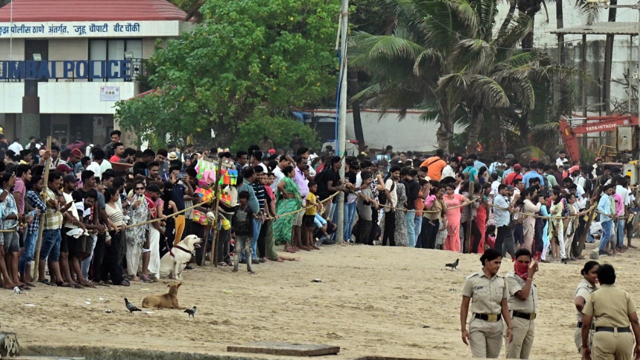 Mumbai has been witnessing series of heavy showers on regular intervals since last week