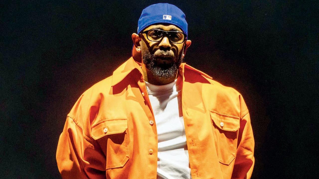 Lamar takes a dig at Drake in new video