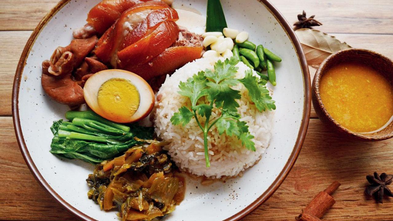 The menu includes five spice knuckle pork with rice