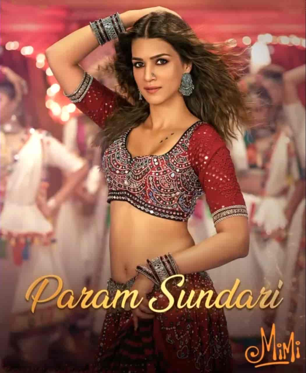 The film that got Kriti her first National Award also gave her one of her best dance numbers, 'Param Sundari.'