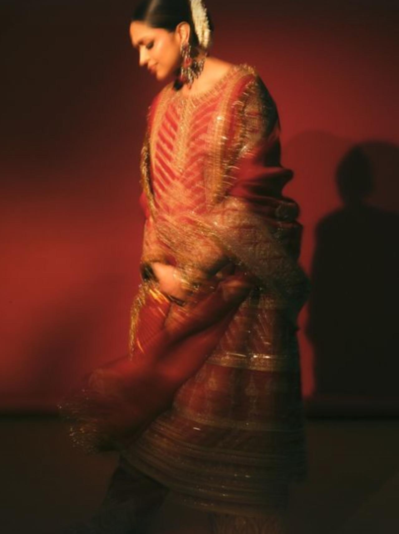 To our surprise, the queen herself, Deepika Padukone, ditched sarees this time. Deepika shared pictures of her look from the wedding