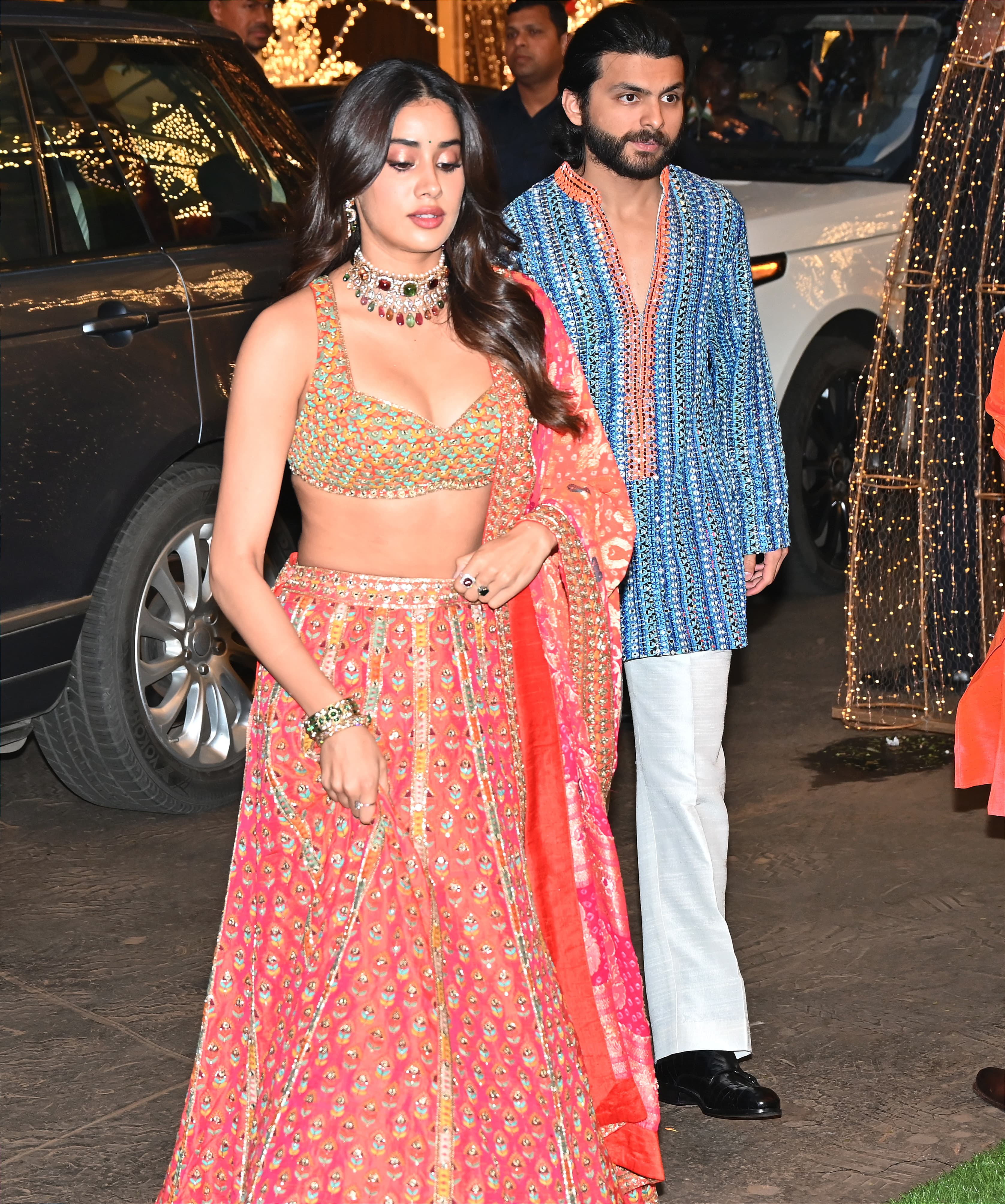 Janhvi was accompanied by her beau, Shikhar Pahariya, who aced his look in a blue kurta