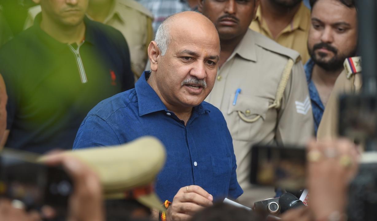 SC judge recuses from Manish Sisodia's pleas for revival of bail petitions