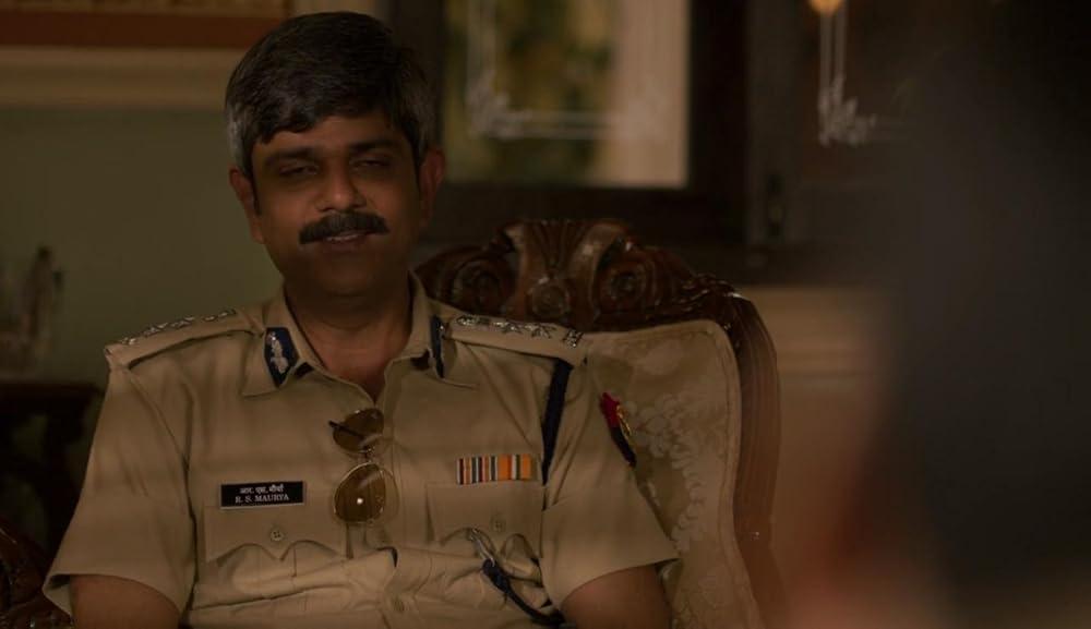 Amit Sial, who played Senior Superintendent of Police Ram Sharan Maurya, was eventually shot dead by Ramakant Pandit after he was about to kill Guddu Pandit