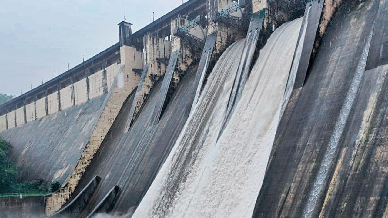 Mumbai rains: Lake levels steady with not much rain