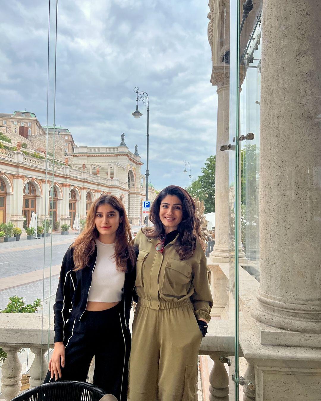 Raveena opted for a henna-colored co-ord set to look her best, while Rasha complemented her mother in a black tracksuit