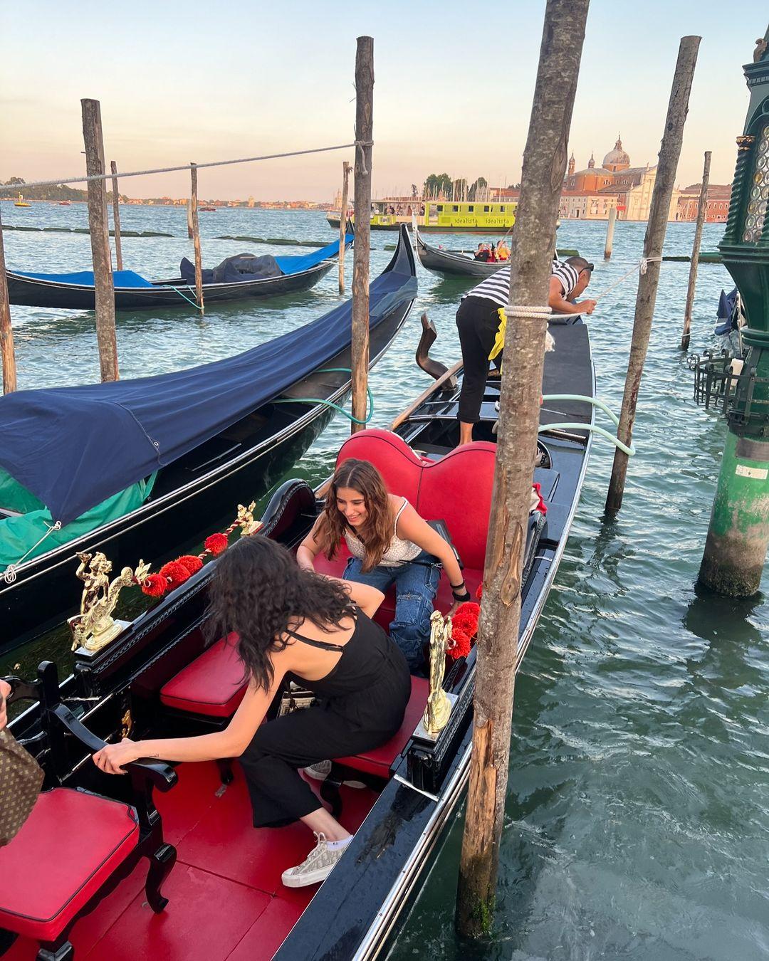 The mother-daughter duo had the time of their lives in Venezia