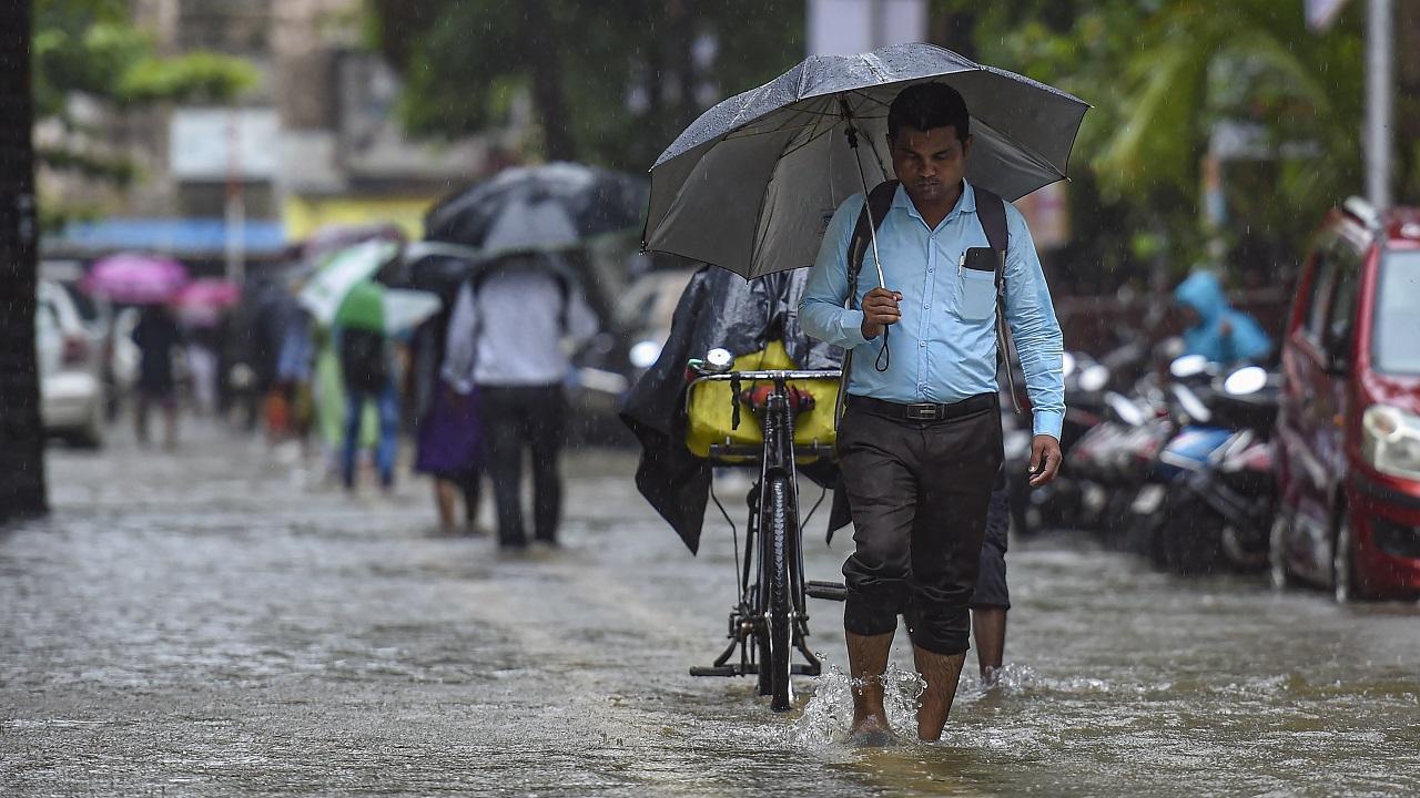 Mumbai weather update: City to see moderate to heavy rainfall today