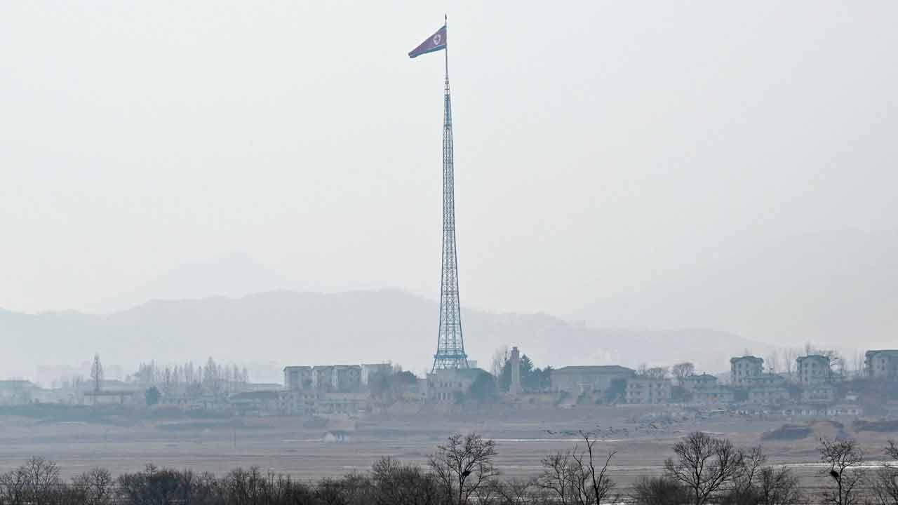 North Korea threatens to bolster its nuclear programme