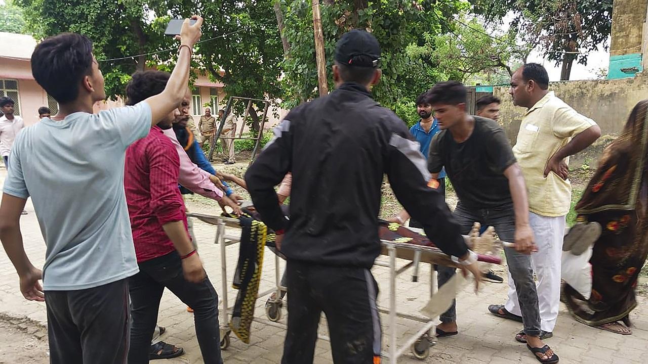 Uttar Pradesh: Over 50 dead in stampede at 'satsang' in Hathras