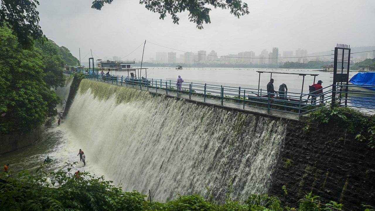 Water stock in Mumbai lakes climbs to 37 per cent