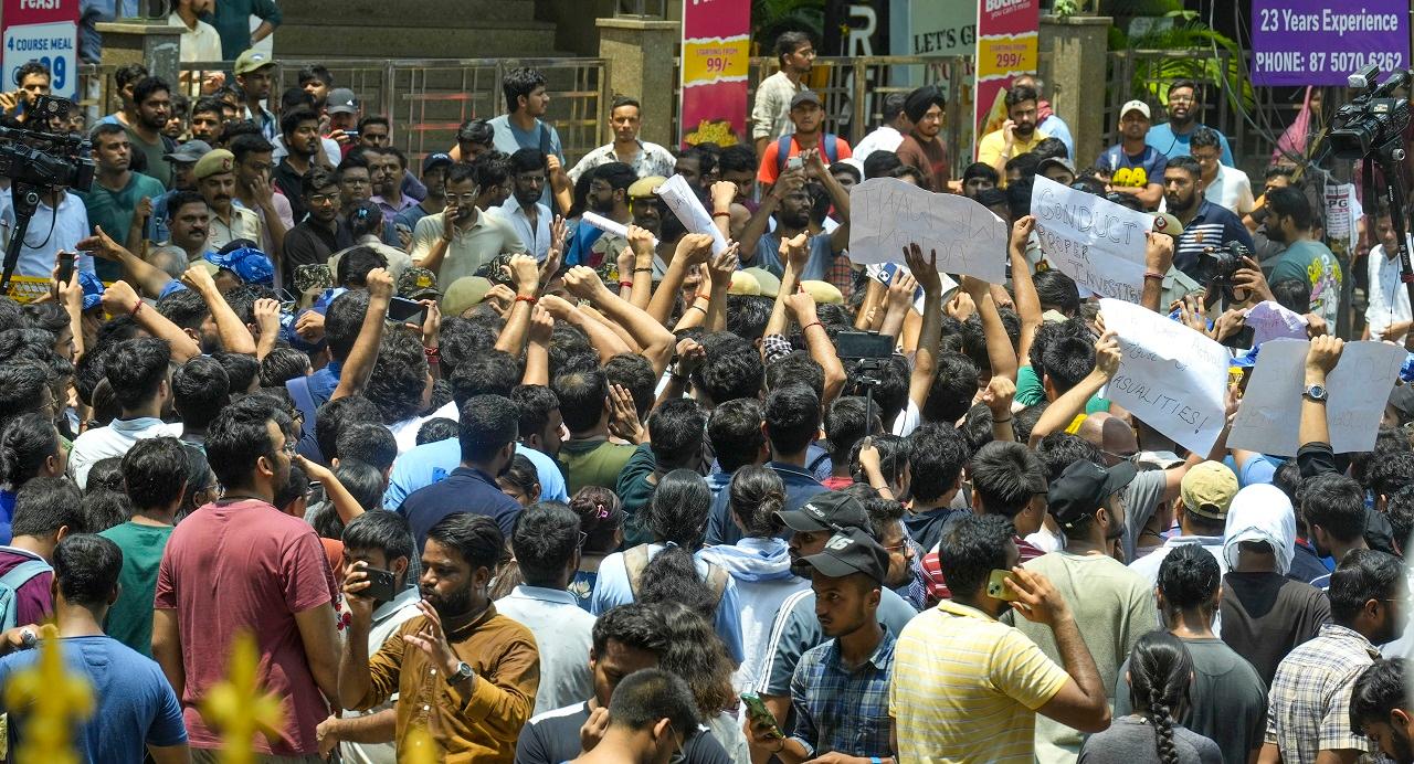 The students complained that the biometric access was mandated to enter libraries which were located mostly in the basements