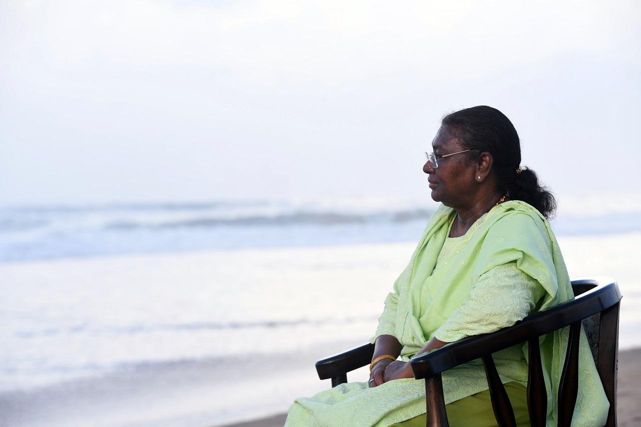 She witnessed the annual Rath Yatra in the coastal pilgrim town on Sunday