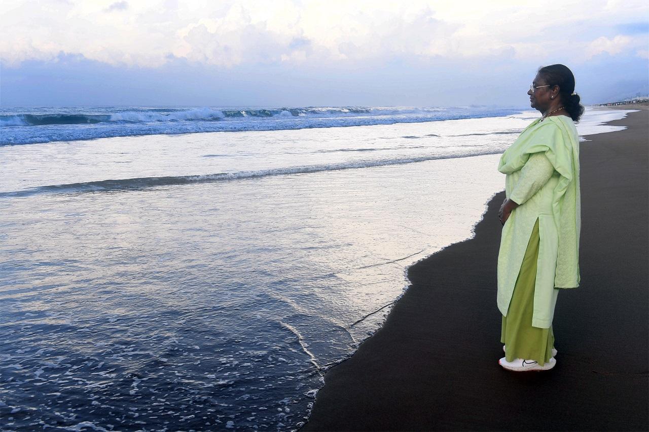 In the hustle and bustle of the daily grind, people lose this connection with Mother Nature. Humankind believes it has mastered nature and is exploiting it for its own short-term benefits and the result is for all to see, the President said