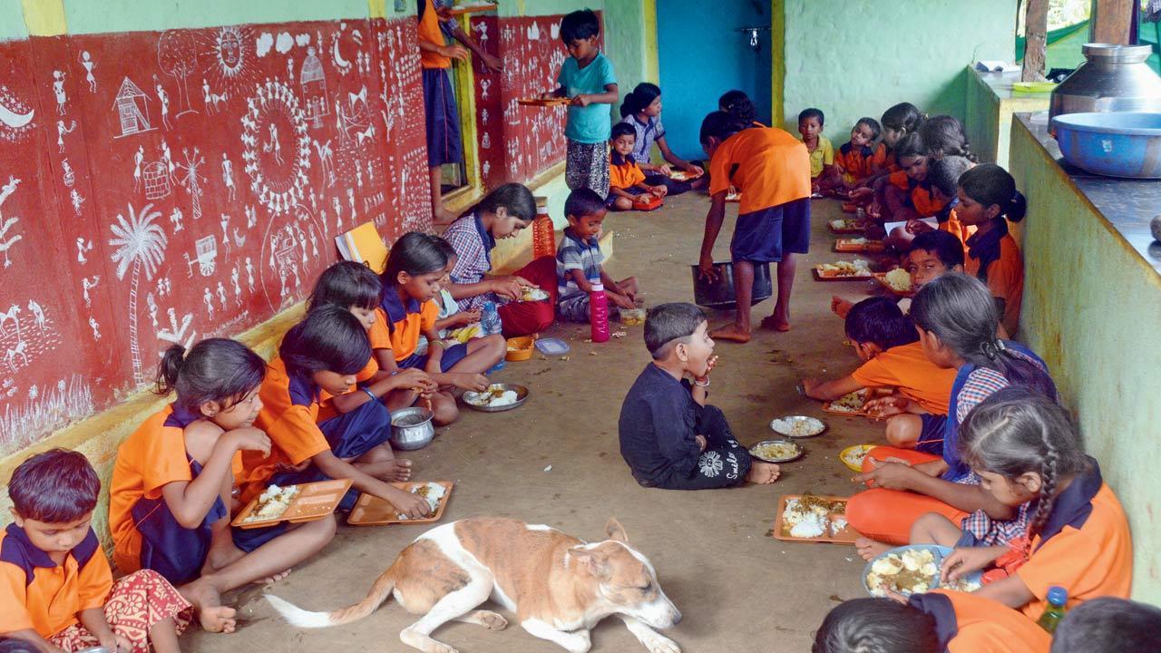 Mumbai: Pulses, cereals mandatory in midday meals now