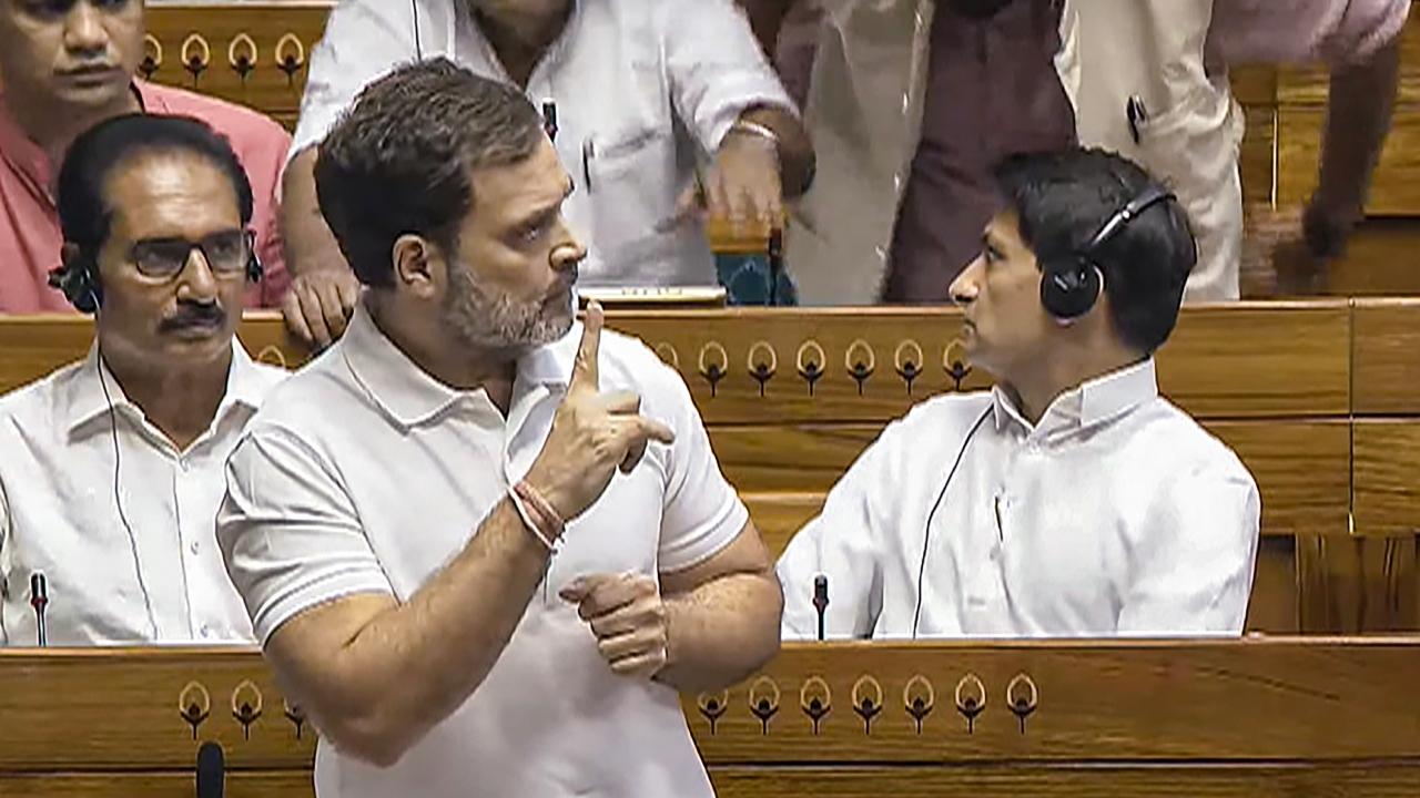 BJP members took strong objection to Rahul Gandhi's remarks. Home Minister Amit Shah targeted Rahul Gandhi and said connecting violence with any religion is wrong.