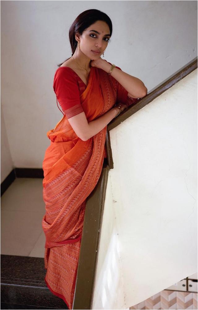 Sobhita Dhulipala exudes timeless elegance in her cotton saree ensemble, reminiscent of her mother`s classic style