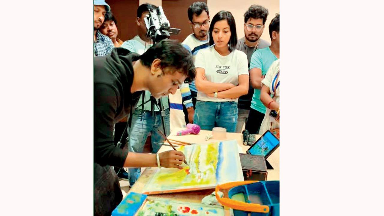 Santu Naskar demonstrates a technique at a workshop.  Pic Courtesy/Instagram