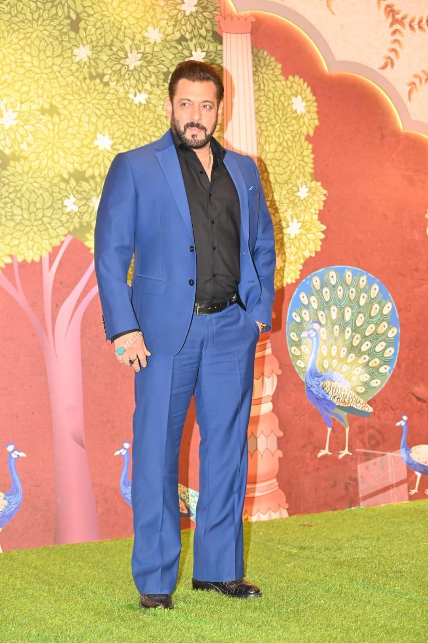 Salman Khan wore a sharp blue and black suit as he posed alone at the Shubh Aashirwad ceremony