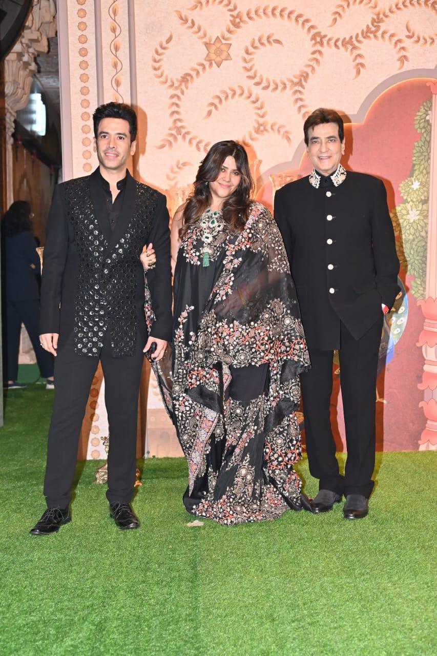 Ektaa R Kapoor arrived alongside Tusshar Kapoor and father Jeetendra for the ceremony