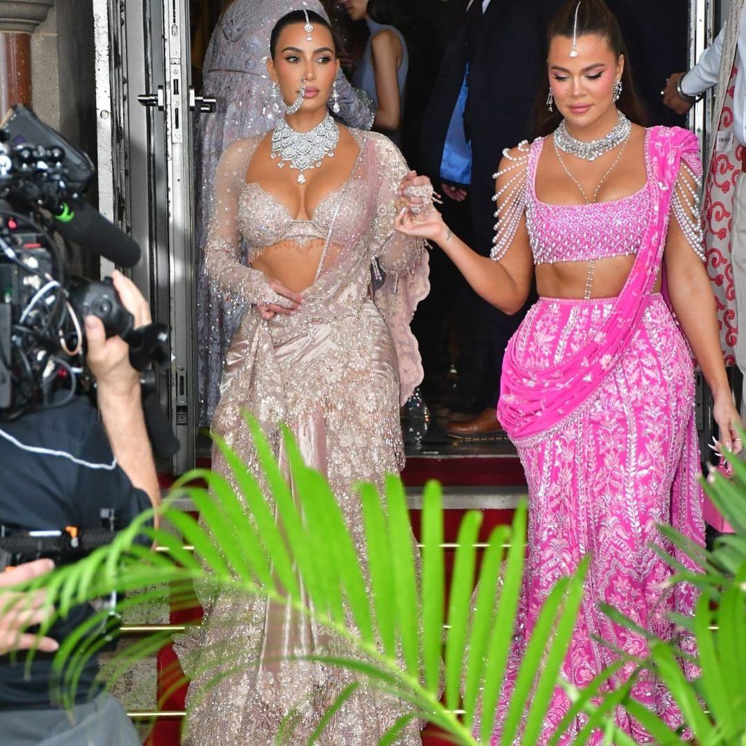 Kim Kardashian and sister Khloe were spotted leaving the Taj Hotel Mumbai to head to the ceremony (Pic/Twitter)