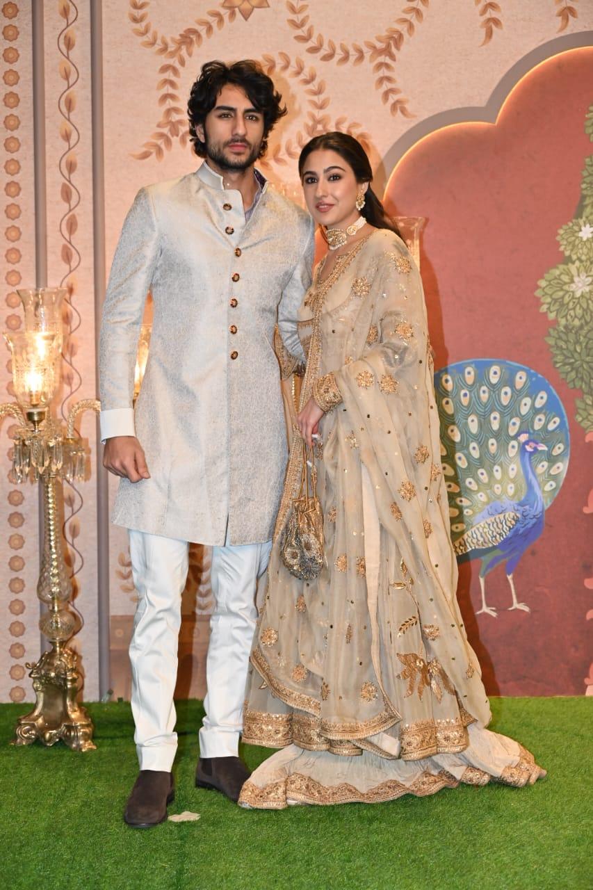 Ibrahim opted for an ivory-colored sherwani paired with white pajama and elegant brown shoes. He posed with his sister, Sara Ali Khan