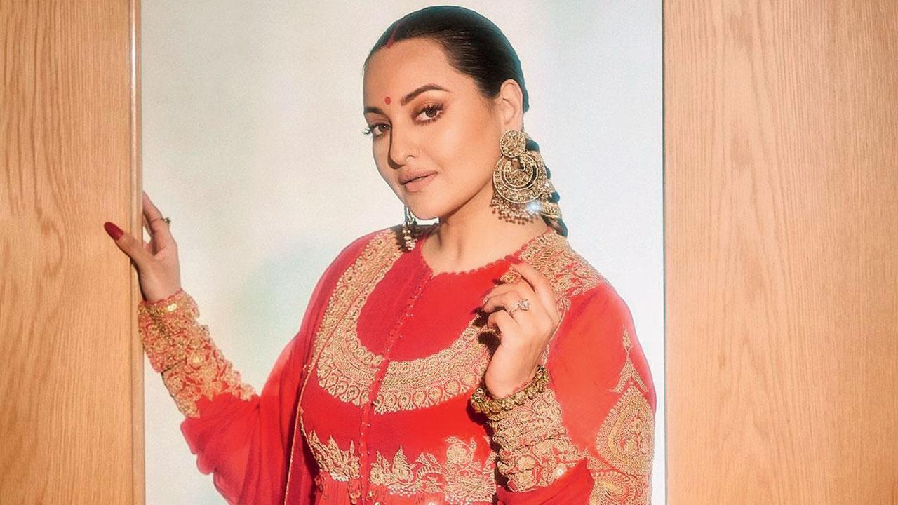 Sonakshi Sinha: ‘Focused on us and close ones enjoying the day’