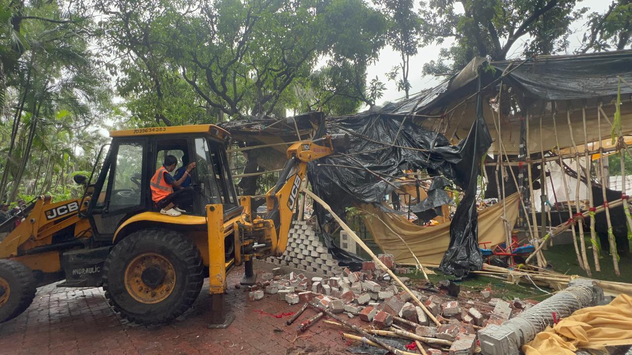 Thane civic body cracks down on illegal bars and restaurants in Yeoor