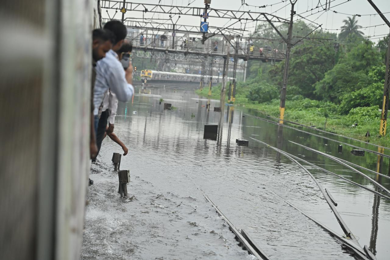 The IMD Mumbai in the morning predicted 