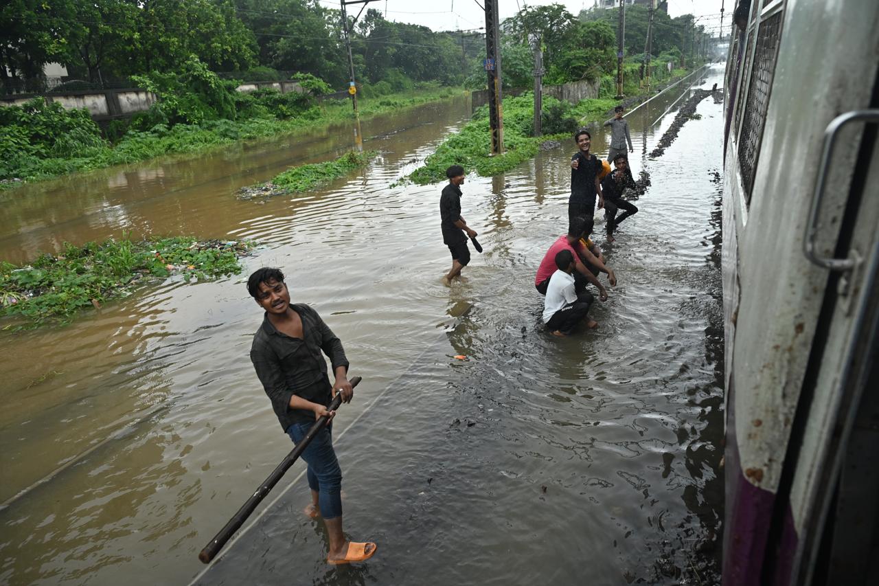 The civic body appealed to citizens not to believe in rumours and dial its control numbers for emergency help