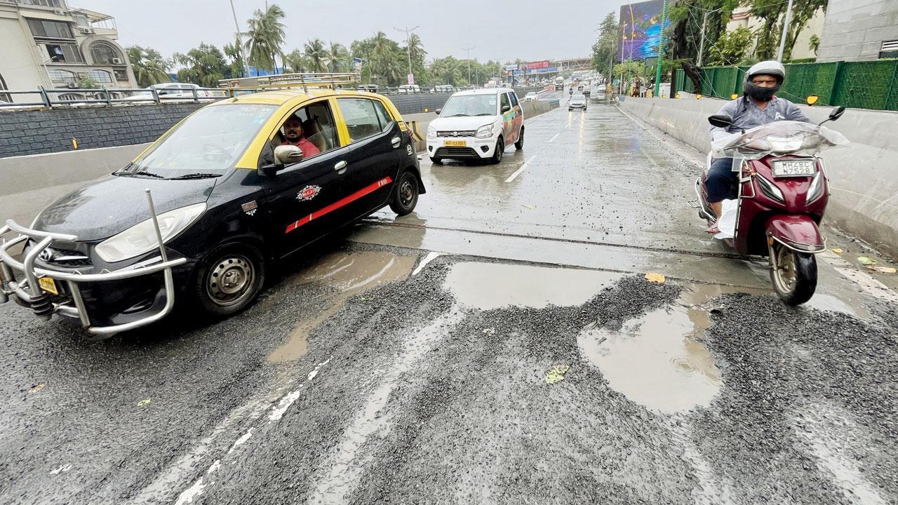 Mumbai: Vile Parle flyover deteriorates in 4 months