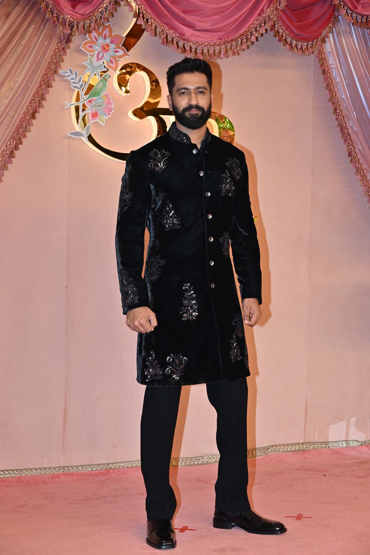 'Bad Newz' actor Vicky Kaushal made a solo appearance sans his better half Katrina Kaif. He looked dapper in a black ensemble. 