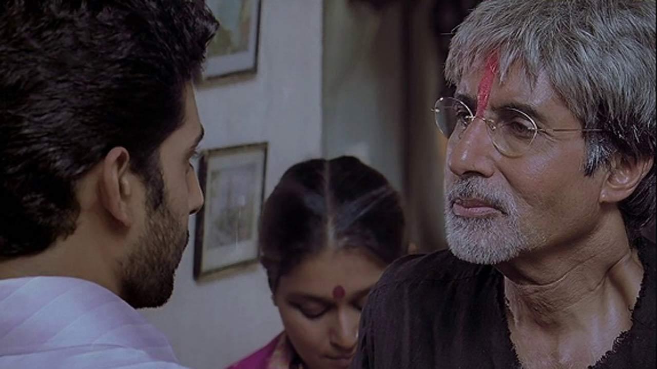 Amitabh Bachchan celebrates 19 years of 'Sarkar', remembers working with son Abhishek Bachchan