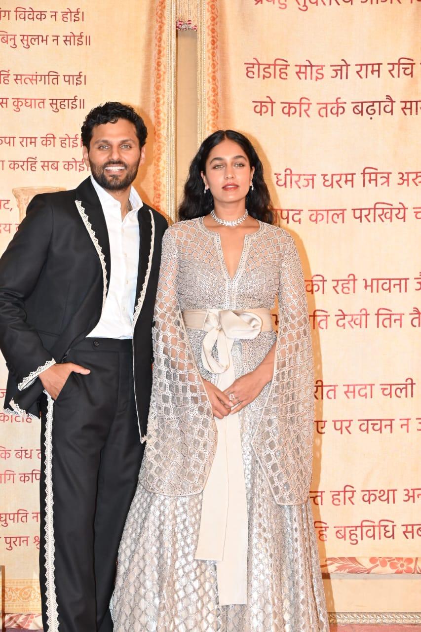 Jay Shetty arrived for the Mangal Utsav ceremony with his gorgeous wife Radhi Devlukia Shetty