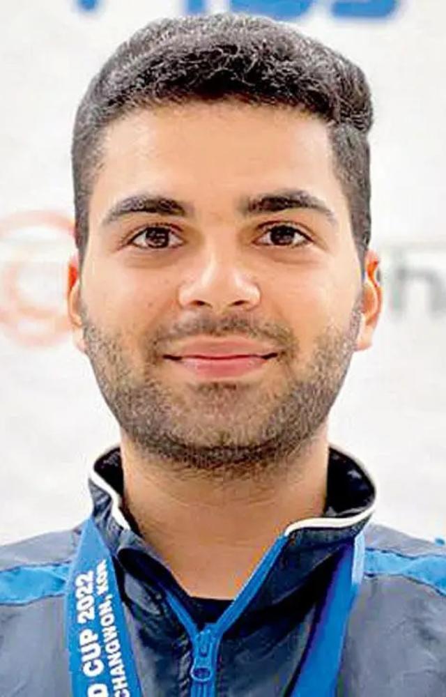 Arjun Babuta buckled under pressure to finish fourth in men`s 10m air rifle competition