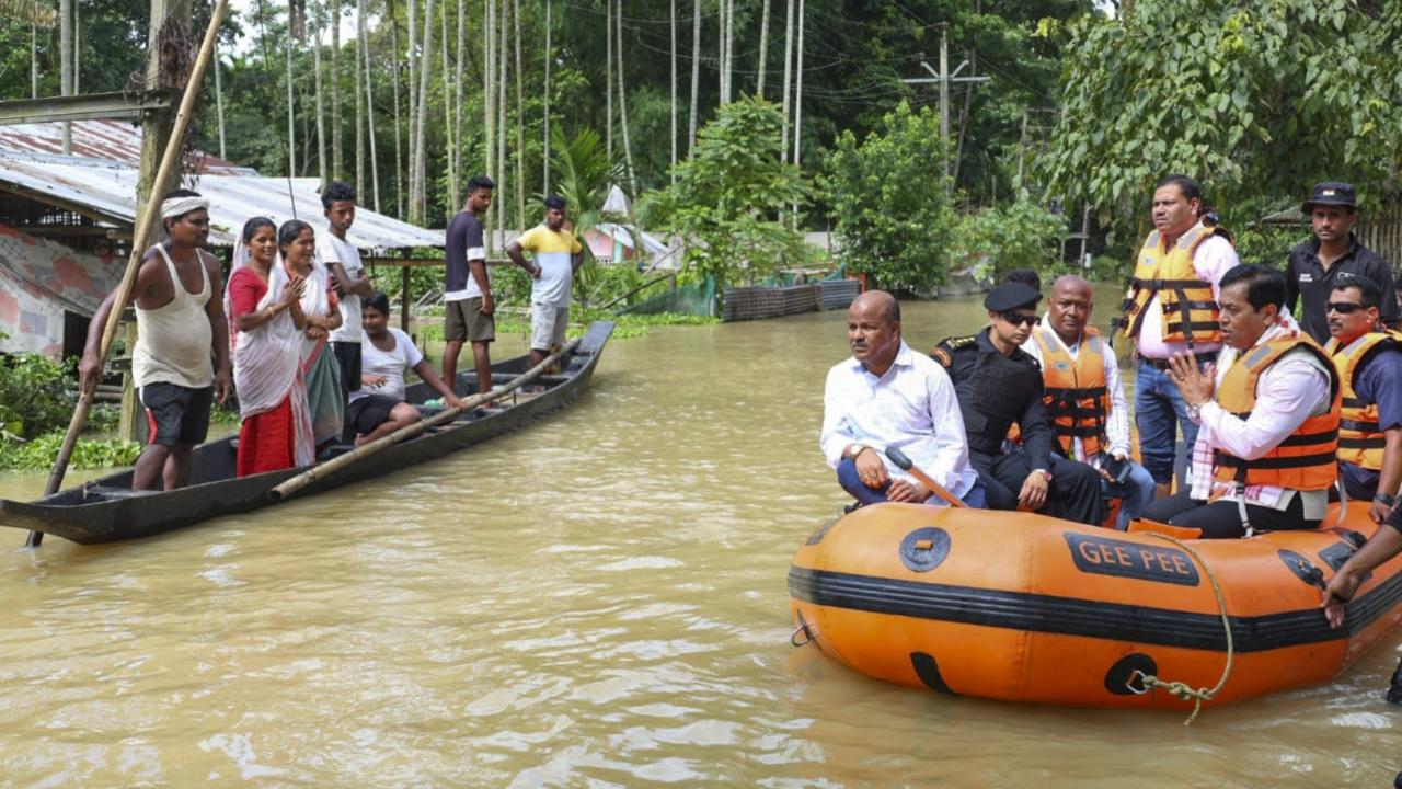 The locals urged Sarma to restore the power supply, but he said that it had been turned off to ensure that there were no mishaps due to electrocution
