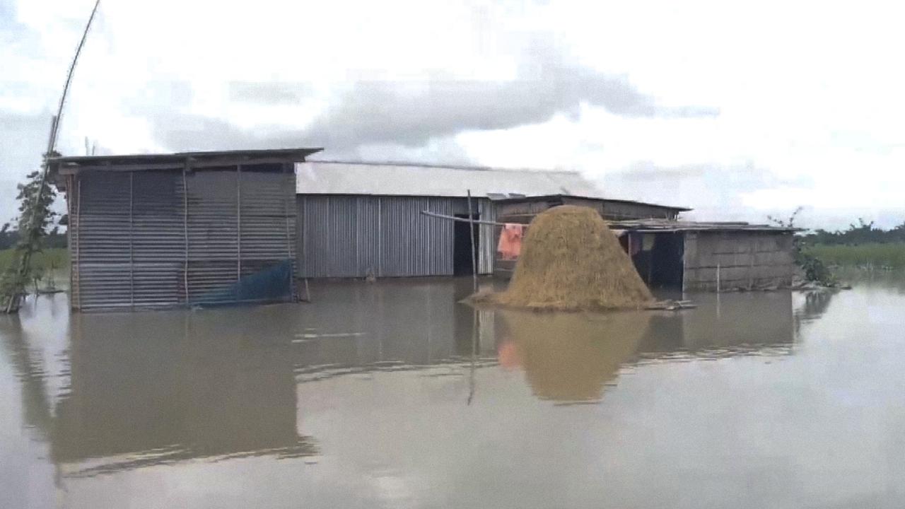 Chief Minister Himanta Biswa Sarma reviewed the situation in Dibrugarh town, which has been under water and facing severe power shortage for the last eight days