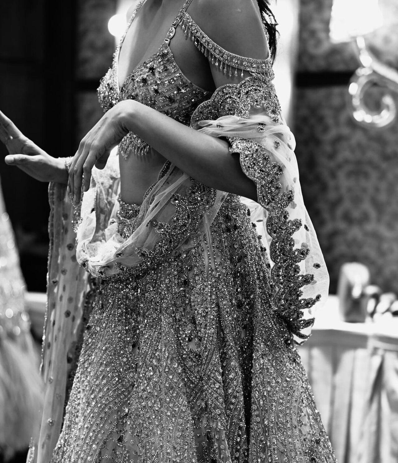 It draws from fifty iconic elements of India’s rich heritage, including grand palaces, lavish lifestyles, and exquisite craftsmanship.