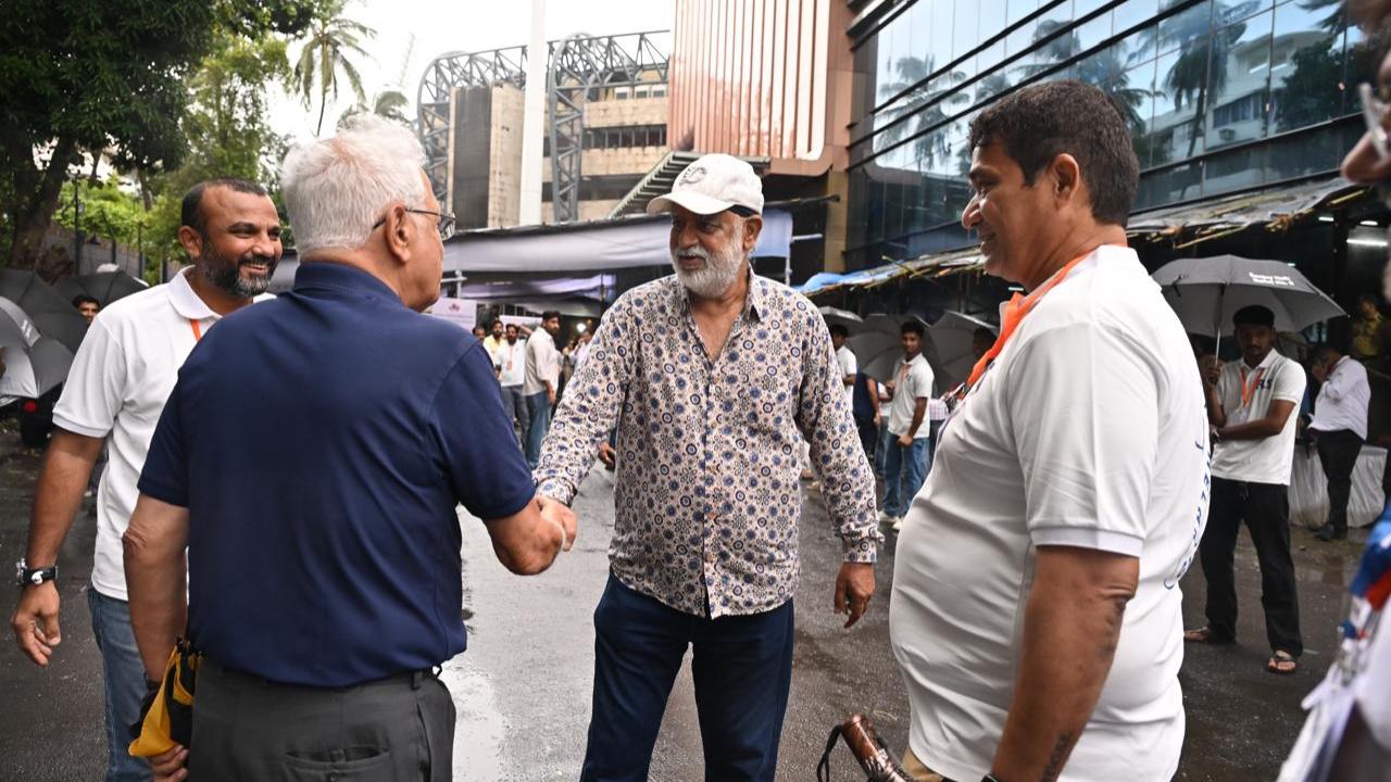 Former Indian pacer Balwinder Singh Sandhu was seen at Wankhede Stadium. The speedster was part of the 1983 World Cup-winning Team India