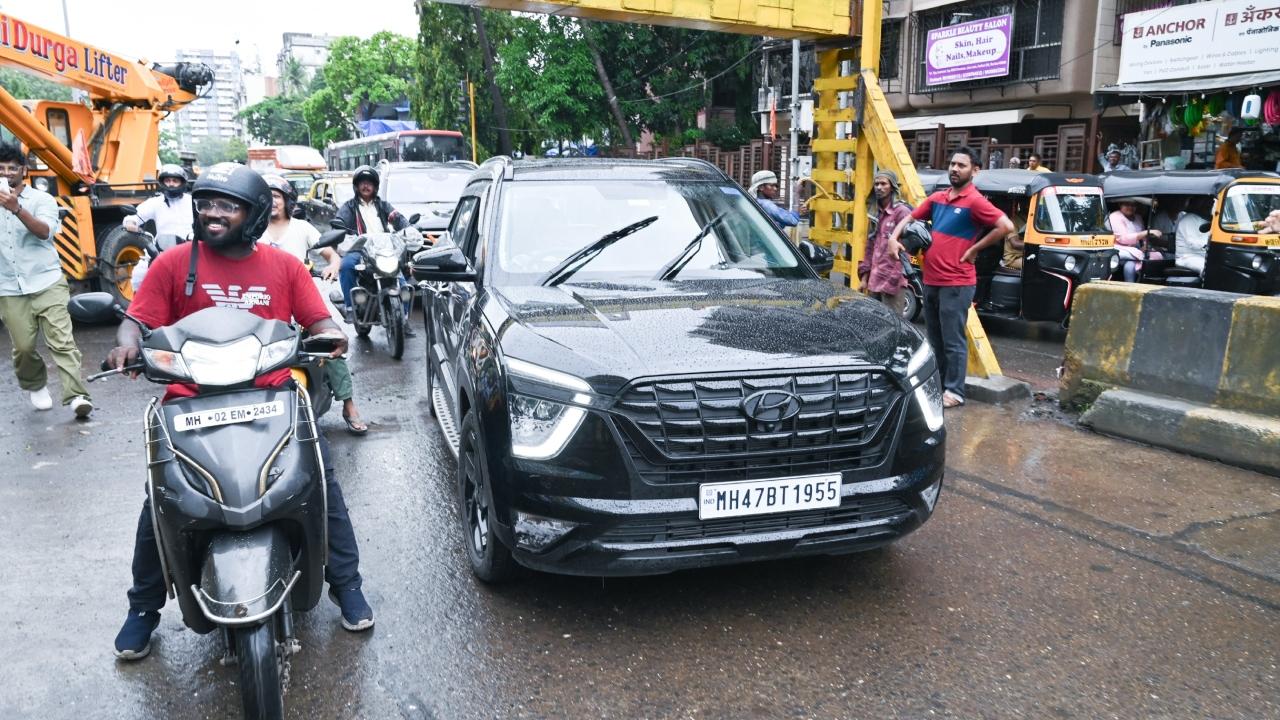 The second part of the Gokhale bridge will take nearly 10 months to complete, during which the second arm of the Barfiwala flyover will be connected