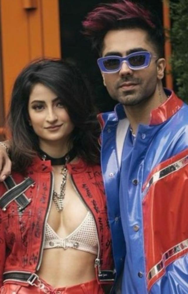 Bijli:The song depicts an electrifying feeling of falling in love and director Arvindr Khaira infuses bright colours, fast paced editing and some dynamic choreo
