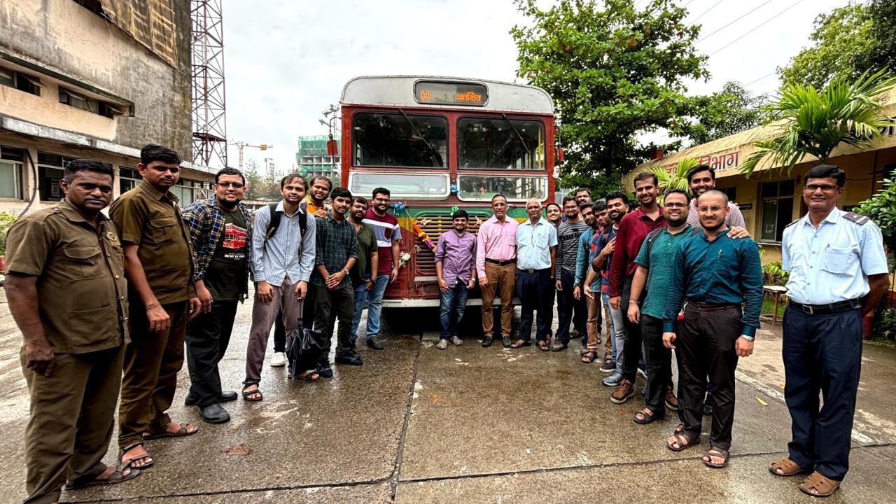 Mumbai BEST bus fans bid farewell to last-surving Tata's CNG model vehicle