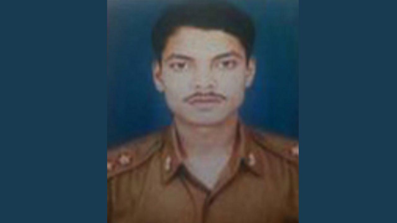 25 years on, Vir Chakra awardee still in touch with Tiger Hill martyr’s family