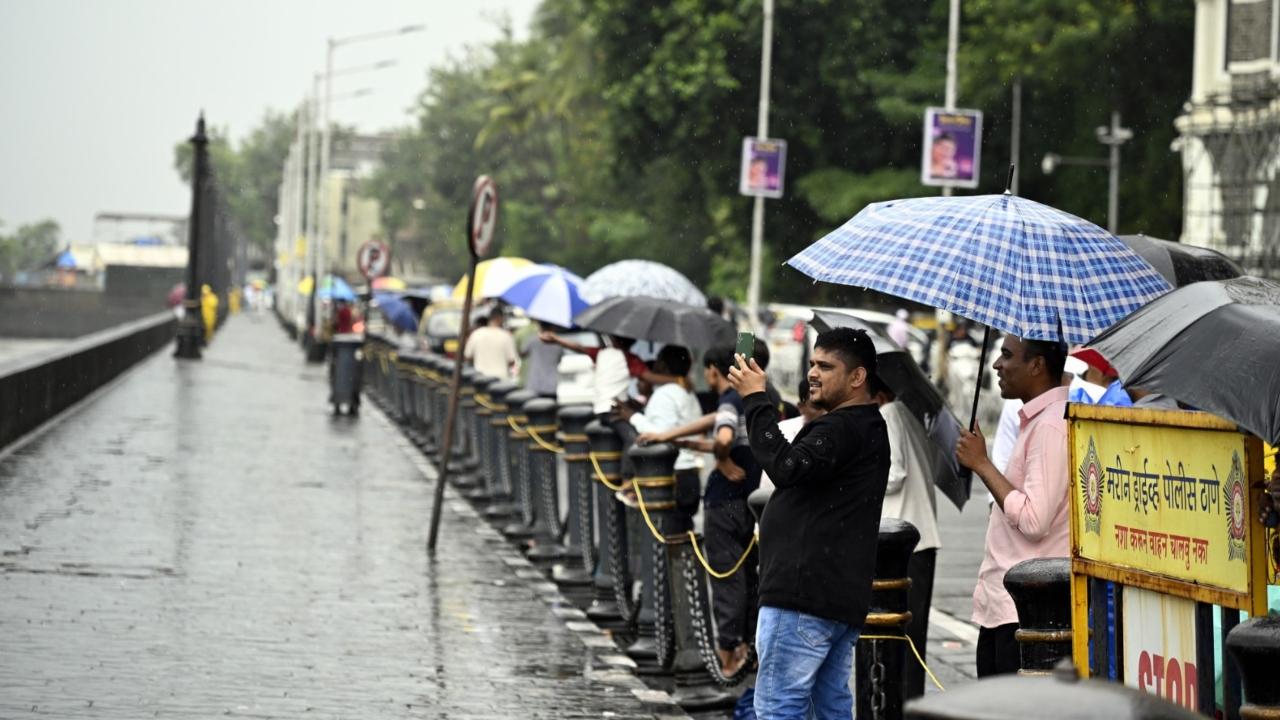 Some areas received up to 34 mm of rainfall in just one hour between 6 am and 7 am. The civic body claimed its Automatic Weather Stations (AWS) located across the city recorded more than 200 mm of rainfall at multiple locations in the last 24 hours ending at 8 am