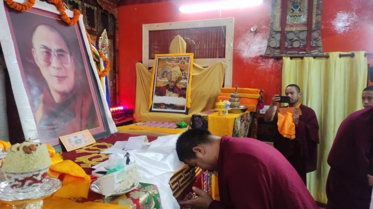 The 14th Dalai Lama, Tenzin Gyatso, belongs to the Gelug sect, the largest and politically predominant within Tibetan Buddhism. However, it is not just his spiritual significance that makes him an unparalleled figure for Tibetans: since fleeing to India, he has become the most relentless symbol of Tibetan resistance, earning international renown. He has also stood as a global pillar of human rights, universal responsibility, and was awarded the Nobel Peace Prize in 1989