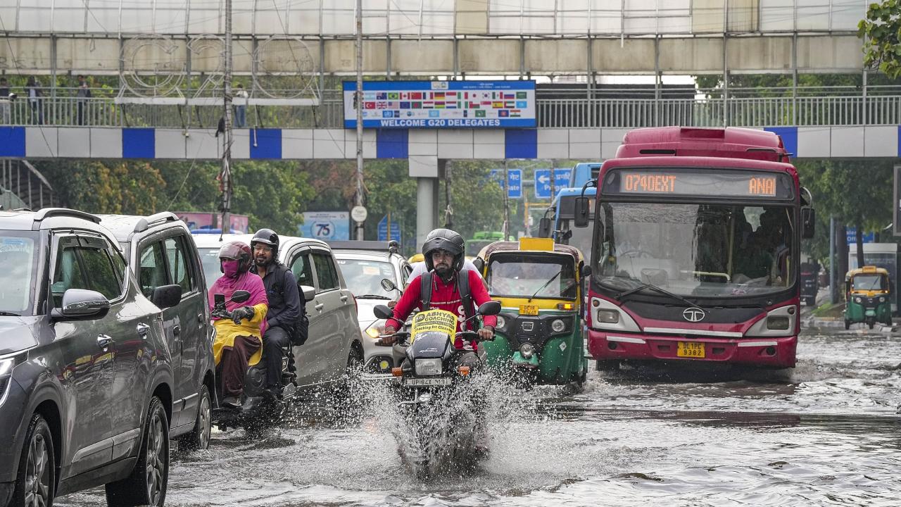 The rain also hit traffic movement on MB Road in both the carriageways from Khanpur T-point towards Hamdard T-point and vice-versa, according to the police