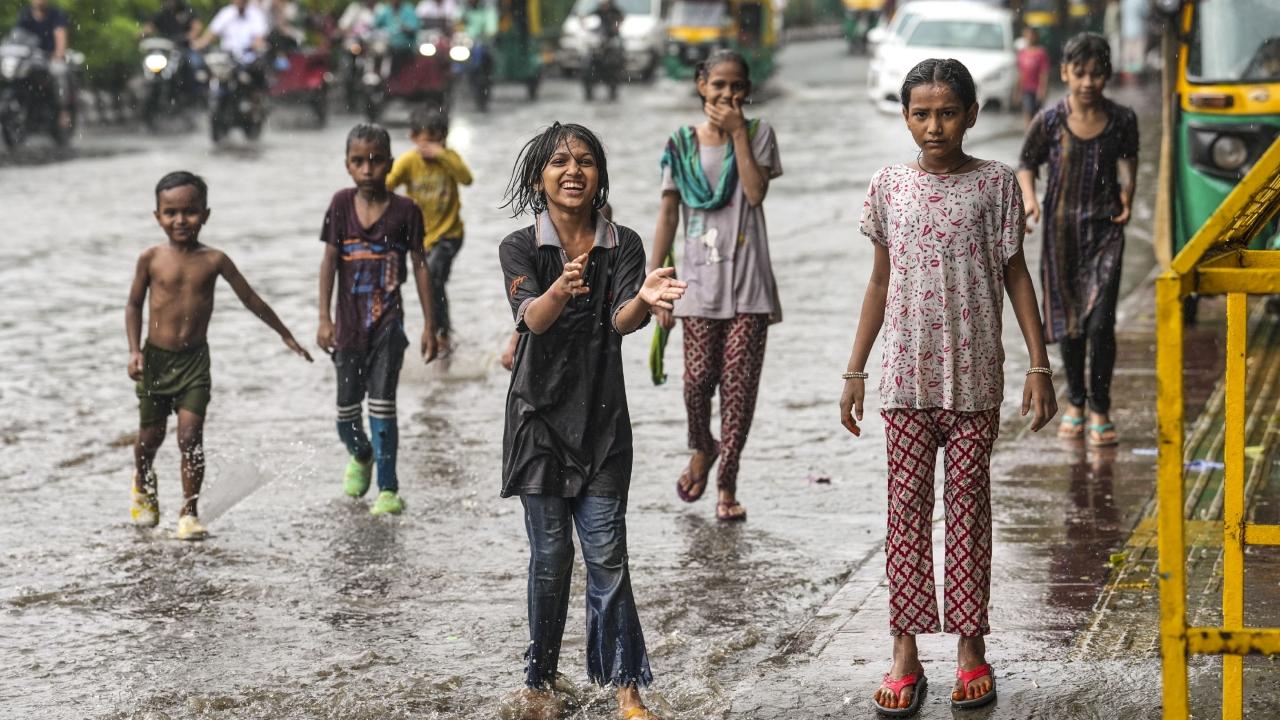 Several other areas such as Sangam Vihar, Devli, Greater Kailash, Kishanganj, Mandoli, the stretch near Civic Centre and outside Central Secretariat Metro Station, also got waterlogged after the rain