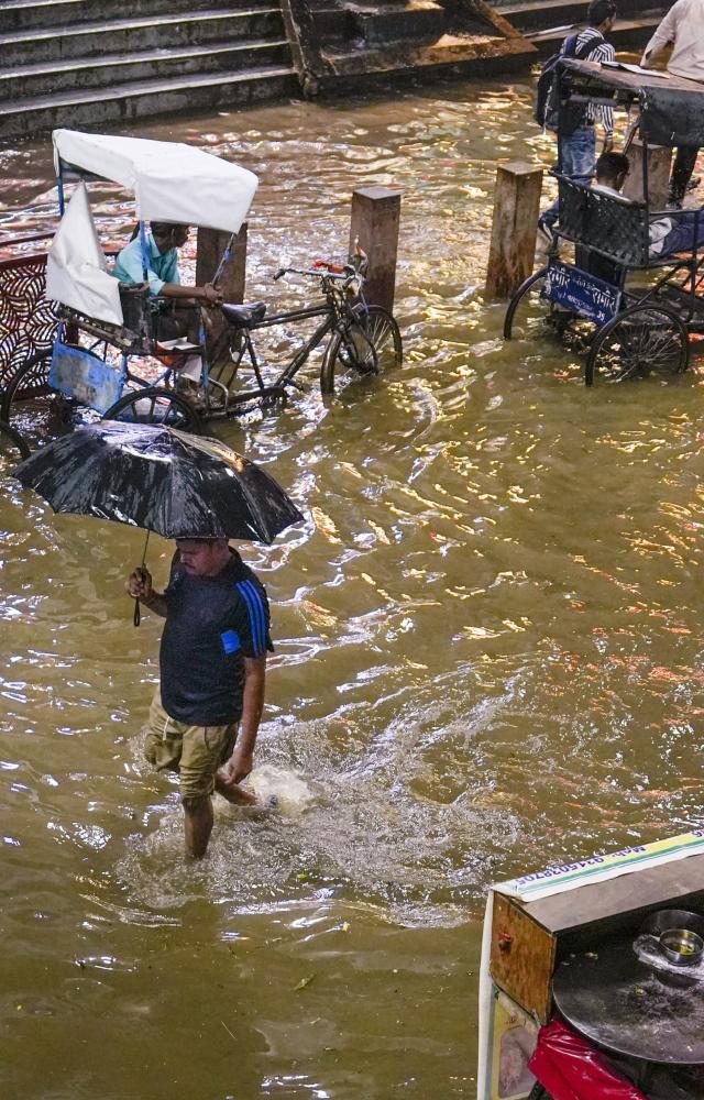 Delhi recorded more than a hundred millimetres of rainfall in one hour