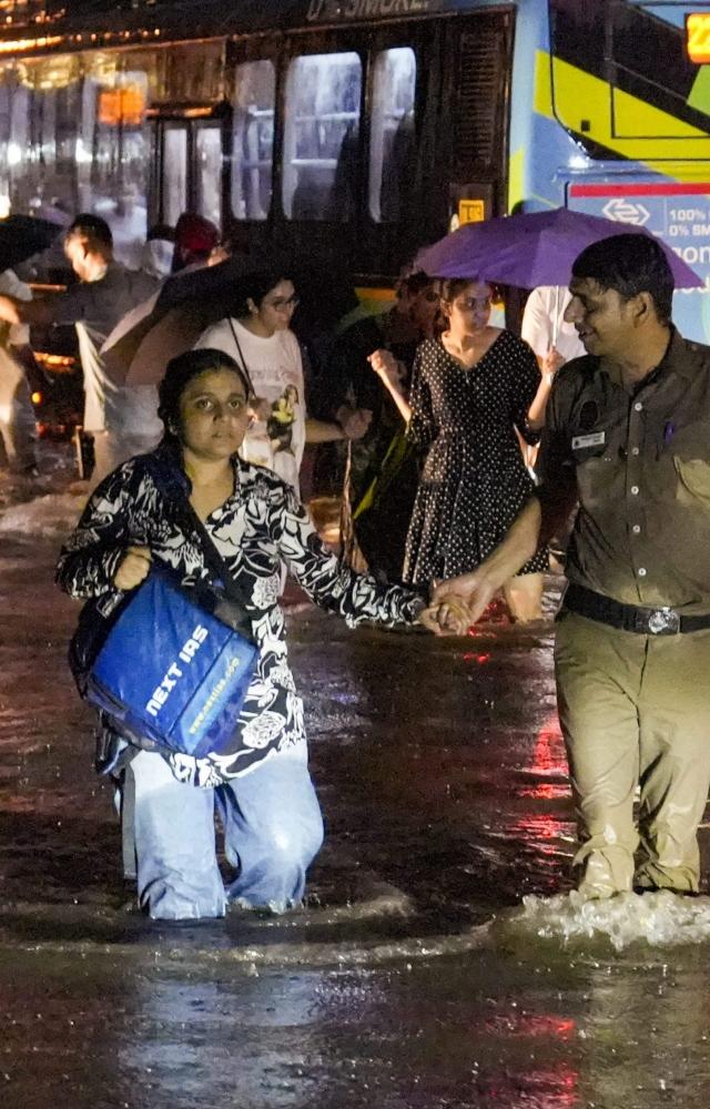 According to the IMD Automatic Weather Station (AWS) network, the Pragati Maidan observatory in central Delhi recorded 112.5 mm of rainfall in one hour