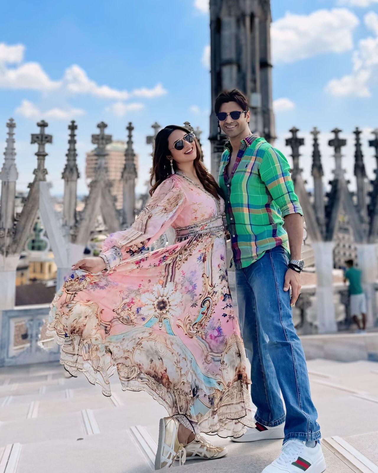 Divyanka and Vivek’s romantic vacation faced a roadblock after they were robbed of passports, bank cards, expensive goods, and Rs 10 lakh cash. 